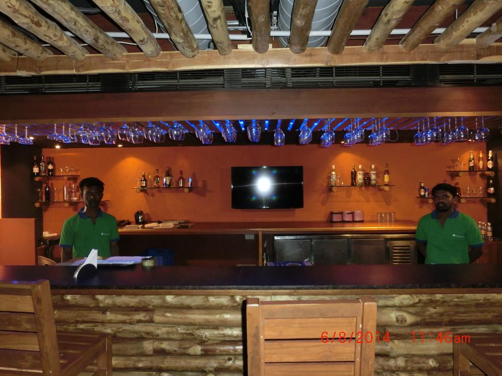 Hotel Thulashi Park Chennai Exterior photo