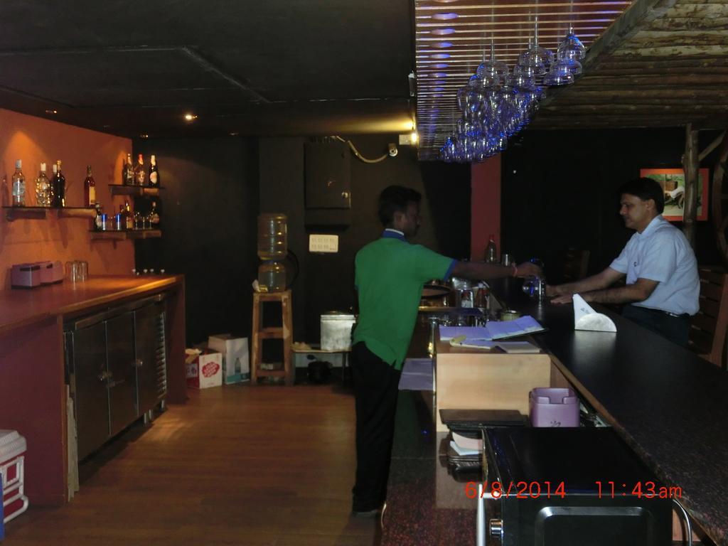 Hotel Thulashi Park Chennai Exterior photo