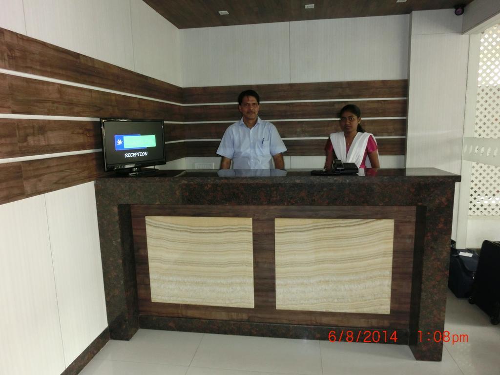 Hotel Thulashi Park Chennai Exterior photo